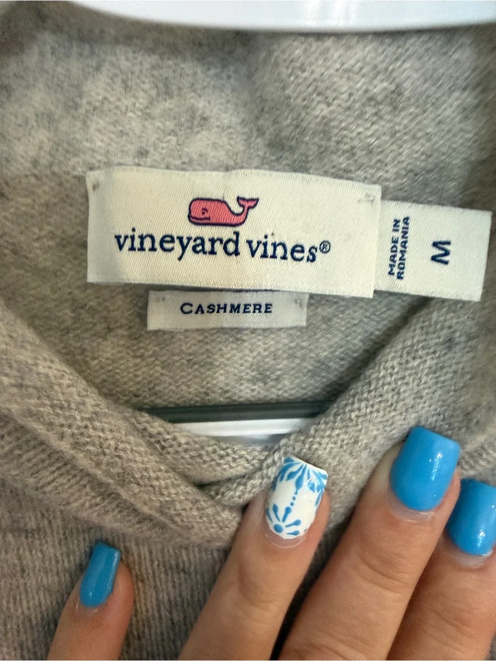 Vineyard Vines 100% Cashmere Gray Mock Neck Colorblock Sweater M 25595